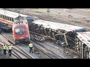 Eisenbahn Unfall in Mannheim - Containerzug kollidiert mit Eurocity