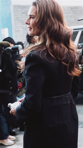 The icon. Brooke Shields arrives to the Calvin Klein Collection Fall 2026 runway show by Veronica Leoni. | Calvin Klein