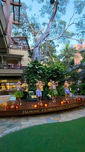 19K views · 1.1K reactions | The Beautiful Free Hawaiian Music & Hula Shows @ the Royal Hawaiian Center. #hawaii #goingtohawaii #visithawaii #royalhawaiianhotel #waikiki | Going to Hawaii | Facebook