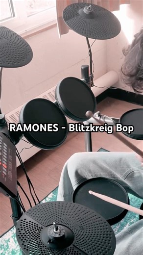 Ramones - Blitzkrieg Bop drum cover #drums #beginners