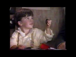 1989 Nabisco Oreo Cookies "Who's that kid with the Oreo cookie?" TV Commercial