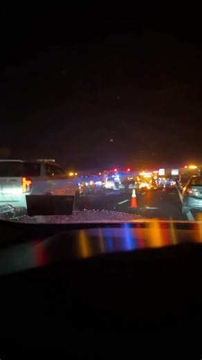 Serious overnight crash on the Garden State Parkway south in Clark, near exit 135. Waiting on info from NJSP, updates on @news12nj 📸: AM Producer, Melissa | Lauren Due