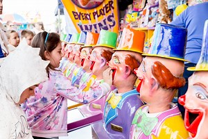 Laughing Clowns – TJ Amusements