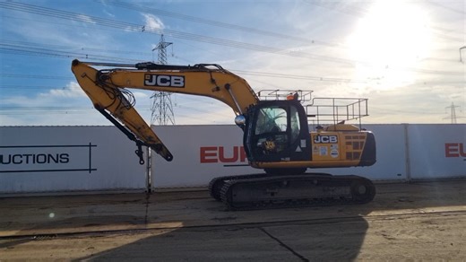 JCB JS220