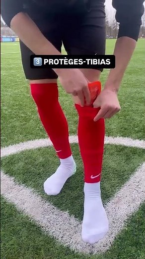 Un look 100% Robert Lewandowski avec le nouveau maillot de léquipe nationale 😱🇵🇱