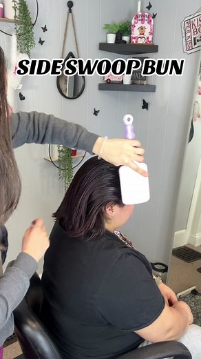 Side swoop high bun tutorial 🙈❤️ WITH A TOUCH OF COLOR ❣️ PERFECT FOR VALENTINES DAY 🥹 DO YA’ll LIKE?? ❤️ #sideswoopbun #sideswooptutorial #hairstutorial #howtostylehair #curlybun #curlybunhairstyle #fyphairtok #fyphairtutorial #hairtransformation #fypシ