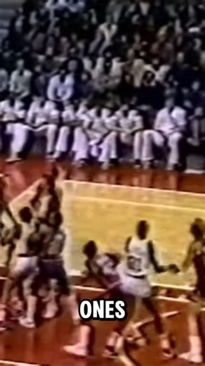 Great Larry Bird story about why Larry Bird hated Kent Benson so much that every time Larry Bird play against Benson, he wants to embarrass him! 😂😂😂😂😂🔥🔥🔥🔥 #larrybird #larrybirdlegend #fblifestyle Cr : @Justin Paden | Sara Cynthia