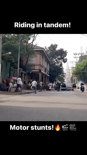 Motor stunts behind the scene!🔥🎥🎬 #viralreelschallenge #stuntman #stunts #cameraman #actor #filmmaking #BehindTheScenes #reels #fbreels | Gerry Stunts