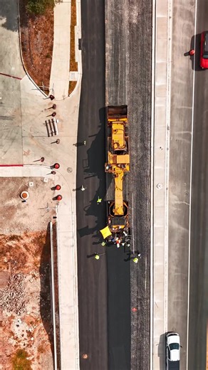 Mastering Large-Scale Asphalt Paving Projects
