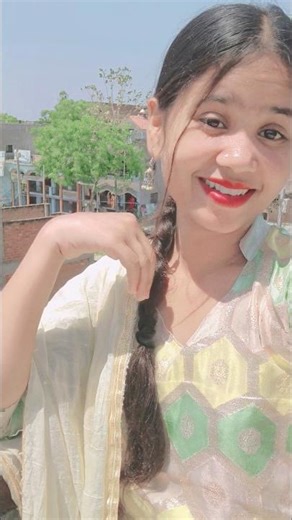 Are Kitna Log Bhetaai Tohar Baat Alagey Ba | Tohara Ke Dilwa Dehab Bhale Jaat Alagey Ba #shorts