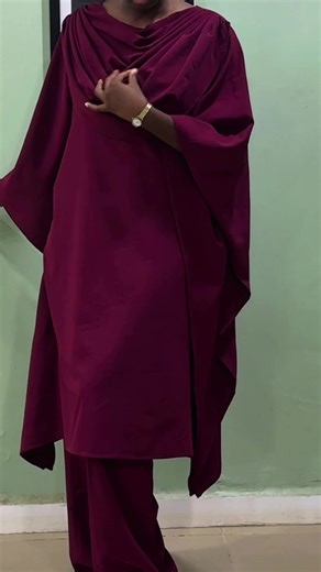 Knee Length Tunic & Style Tips to Hide Neck Lines