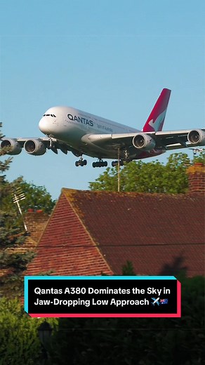 Qantas A380 low approach over runway — breathtaking close pass