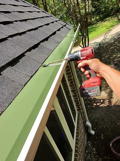 Installing 6” Seamless Gutters