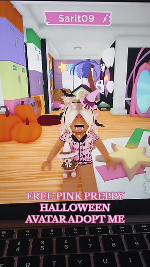 Free Pink Preppy Halloween Avatar Ideas in Adopt Me