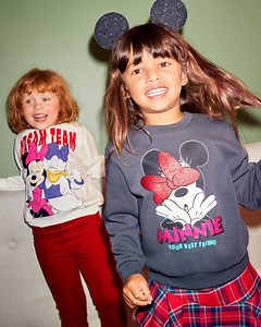1.8K views · 69 reactions | Sparkles, checks and a little Disney magic — explore our new favorites for kids! Perfect for the holidays and beyond. #HMKids #DisneyxHMKids | H&M | Facebook