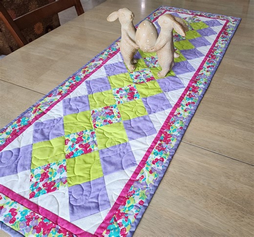 Modern Patchwork Table Runner, Quilted Table Topper, Lavender, Lime Green, Handmade - Etsy