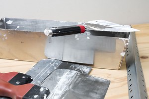 What Is a Mud Pan Used For?