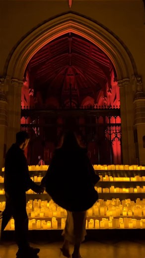 Christmas at Canterbury Cathedral ✨🎄 Our classical candlelight experience comes to one of the UK’s most breathtaking venue and it’s almost sold out. Join us on 19th or 20th December for a truly unforgettable festive evening. ✨🎄 Book now before the last seats disappear! 🕯️ | Lumos Experiences