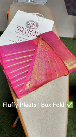 Fluffy pleats | Box folding Travel friendly pleats #the_drape_destiny #chennaisareedrapist #bridal
