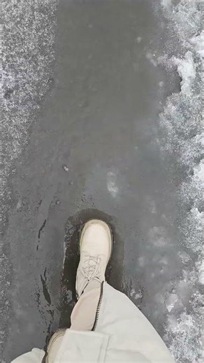 “Crunchy Ice Walk — Satisfying Frozen Puddle Break” #shorts #asmr