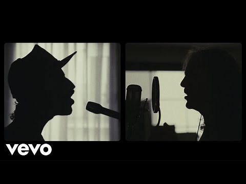 Leiva - Caída Libre (Video Oficial) ft. Robe
