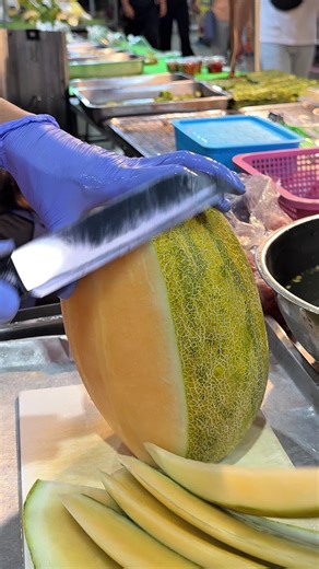 Perfect Melon Peeling Experience in Bangkok