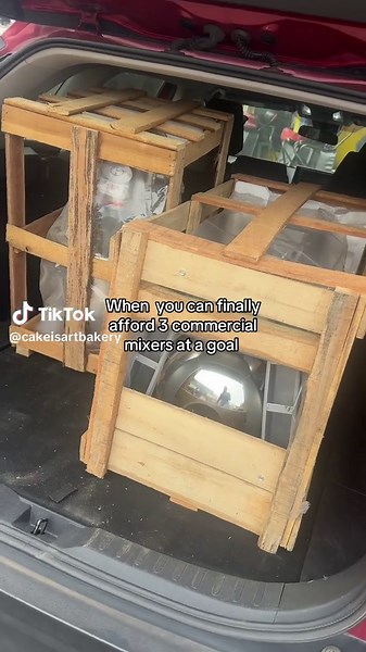 Commercial Cake Mixers: Boost Your Bakery Productivity