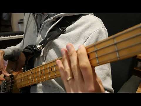 Sade - Smooth Operator Bass Play Along + Transcription