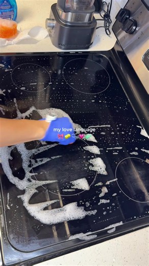 Effective Cleaning Hacks for a Sparkling Home