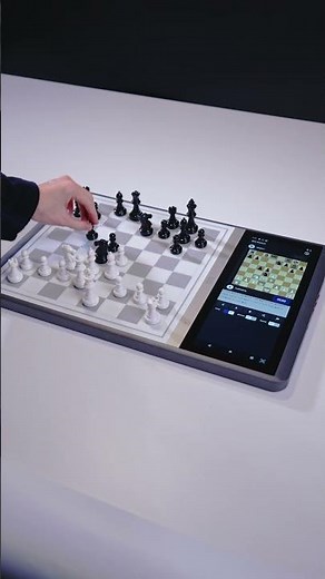No more blind openings let Evo teach you the perfect first move! #chess #chessnut #chessnutevo