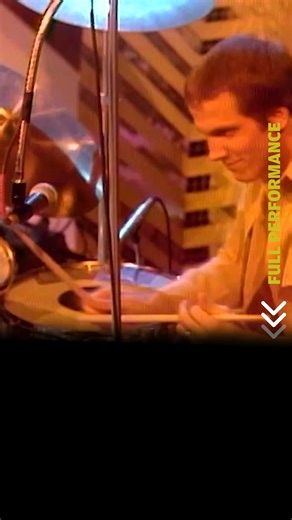 Frankie Valli performing the timeless classic “Can’t Take My Eyes Off You” live on The Midnight Special ✨ Watch the full performance on Episode 127 - https://youtu.be/E-5Yi9R8ZTM?si=E0M9kviyhYz1y4E6 #themidnightspecial #frankievalli #70smusic | Burt Sugarman’s The Midnight Special