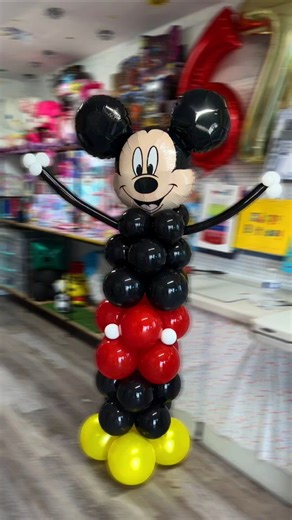 Mickey Mouse Made of Balloons!