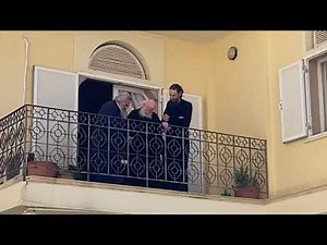 Ειρηναίος στο μπαλκόνι ζητά από τον κόσμο να χορέψει | Κυριακή του Πάσχα