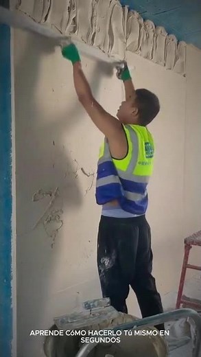 How to Plaster a Wall with Joint Compound and Get a Unique Finish