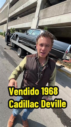 Un auto más vendido, Cadillac deville 1968 se va para Monterrey no importa donde estés te podemos enviar el auto hasta la puerta de tu casa Recuerda que en Karmann Ghia, México más de 100 autos clásicos en venta, así que de seguro tenemos el auto de tus sueños, ven a visitar nuestra tienda la Bóveda de los clásicos ubicada en la plaza Portal Centenario sótano tres en la Ciudad de México. Horarios de atención de 10 30 A.M. a 7:00 P.M. de lunes a viernes. Visitanos nos dará gusto saludarte Tu amig