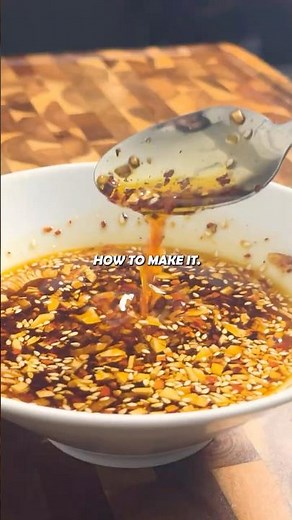 The Secret to Making Chili Oil in 5 Minutes 🔥🌶️#shorts