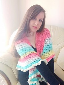 Crochet The Polina Half Circle Shawl by Selina Veronique Crochet