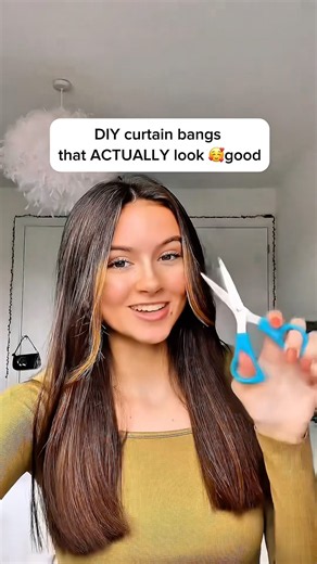 How I cut my own bangs in 5 minutes #hairtutorial #diy