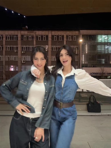 Muffins🧁 (@muffinsss01)’s videos with Abasazi - Architactics