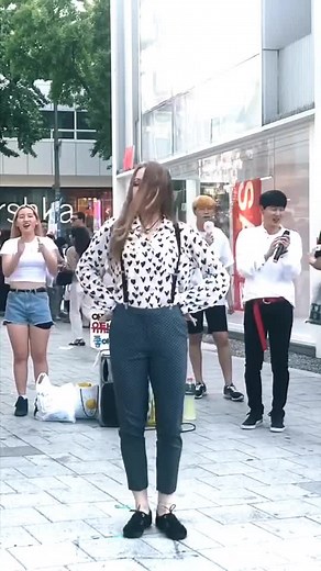 memories 2018 // El Mariachi 💃 #fyp #kpopdance #busking #hongdae