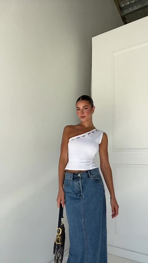 Stylish One Shoulder Tops for Every Occasion