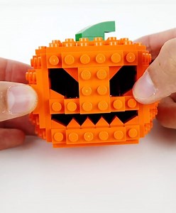 647K views · 5K reactions | Yes, it lights up! (by Tiago Catarino) | Beyond the Brick | Facebook