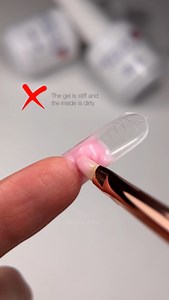 Rehina Yakusheva NAILS • MANICURE • COURSES on Instagram: "What to do if the gel in the dual form doesn’t cure properly and the underside of the nail ends up messy and overloaded with gel? - Use a small amount of gel - Apply gel to the side walls of the form - Cure - Add a bit more gel to mimic the free edge - Cure - Fill the form with gel almost to the edge - Place the form on the nail - Cure - File the free edge - Check the underside and file if needed - Done ✅ On this video I used Framework g