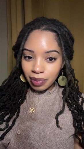 Hunter Breeze (@breezetales)’s video of tarot reading