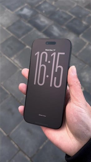 Cracked Glass Lock Screen Depth Effect | iPhone. #iphone17 #iphoneair #phonewallpaper