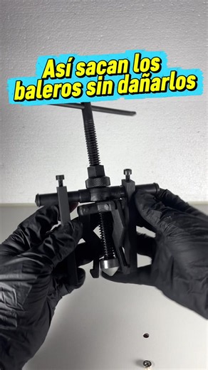 Hay herramientas que parecen sencillas hasta que te toca hacer una reparación complicada. Este extractor interno de 3 garras facilita sacar rodamientos sin tanto esfuerzo y con menos riesgo de dañar las piezas. ¿Ya lo habías usado o conoces otro método?