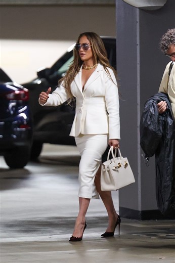 Jennifer Lopez is a Fashion Icon
