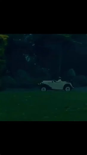 Mirchiq | Easy Recipes on Instagram: "some songs never lose their hold🩷 #viralreels #haunted #food #explorepage #loveyou"