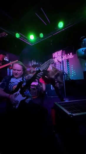 💔 Please read the full caption. Being in a band that plays 100 shows per year from NY to Key West means we get to meet a LOT of people — like far more than the average person. And sometimes, when we’re lucky, that fourth wall between band and audience fully breaks and you become friends in real life. We met Nik down in Key West with her friends and family earlier this year while playing at Sloppy Joe’s — and when we realized we’re all from the same town in PA, the connection was instantaneous.