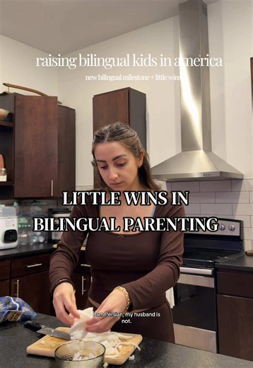i just do not feel like i’m doing the best job with farsi lately - with the sleep deprivation and postpartum brain fog it’s really hard not to slip into english but apparently i’m doing a better job than i thought!!! it’s all about the little wins #bilingualkids #bilingualparenting #iranian #persian #bilingual